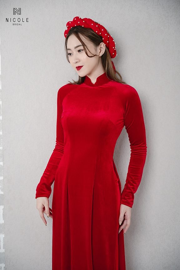 ÁO DÀI CƯỚI NHUNG ĐỎ DDDOF83
